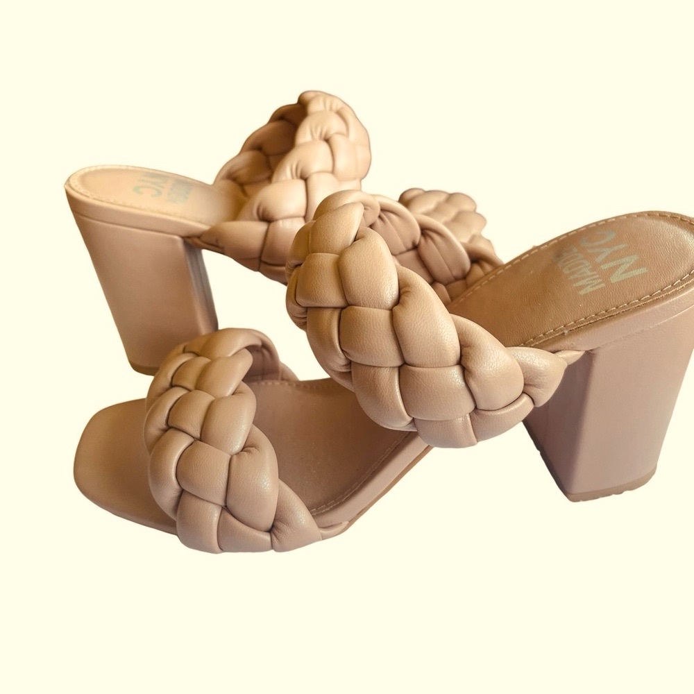 Madden NYC Light Tan Faux Leather Braided Strap Slides Block Heel. Size 7